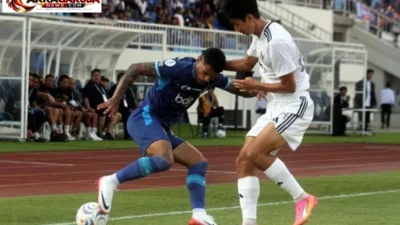 Arema FC Ditahan Imbang Persik Kediri 1-1 di Kanjuruhan